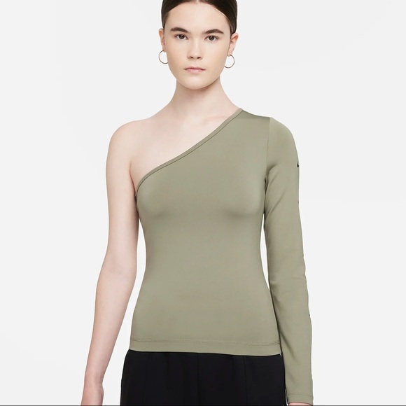 New $55 S M L Women’s Nike Sportswear Asymmetrical Long-Sleeve Top CZ8188-320 - Picture 4 of 11